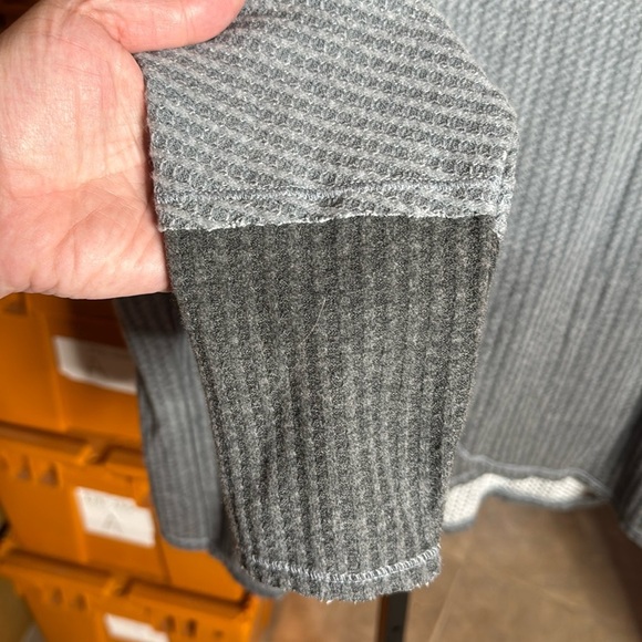 NWT LuLaRoe KRISTEN COWL NECK PULLOVER Gray Ombré Relaxed Fit Size Large - Picture 4 of 8